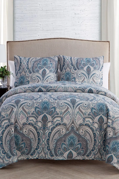 Vcny Home Lawrence Damask Quilt Set In Blue