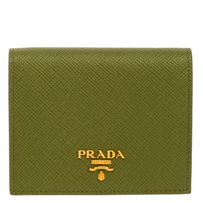 Pre-owned Prada Green Saffiano Leather Compact Wallet