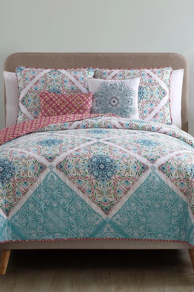 Vcny Home Windsor Reversible Medallion Quilt Set In Multi