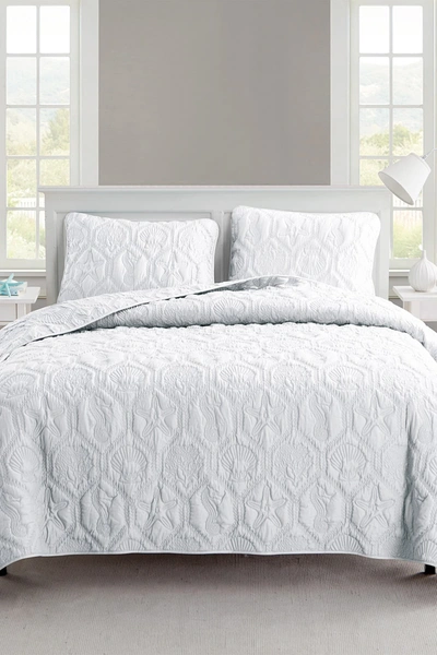 Vcny Home Shore Embossed Quilt Set In White