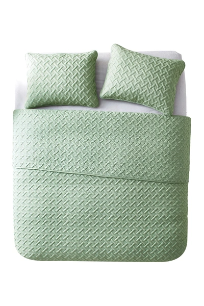 Vcny Home Nina Embossed Basketweave Quilt Set In Grn