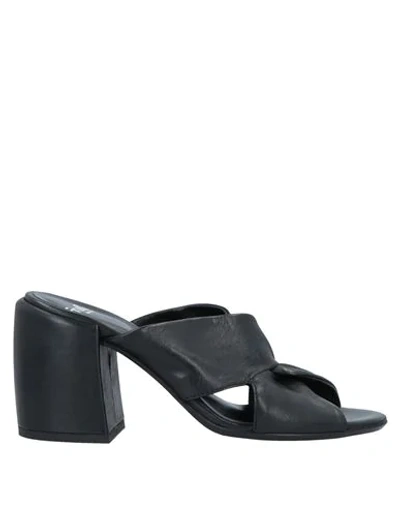 Fruit Fru. It Sandals In Black