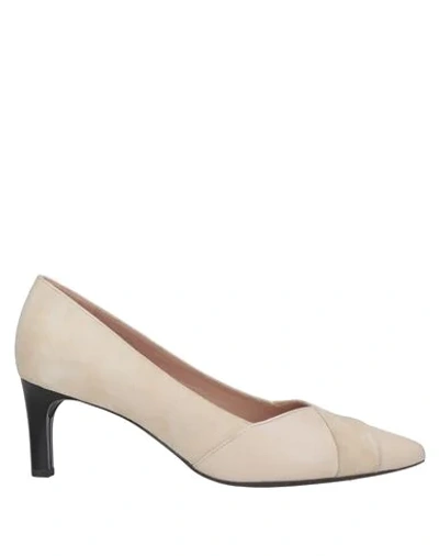 Geox Pumps In Beige