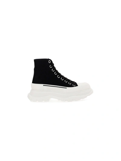 Alexander Mcqueen Platform Lace-up Sneakers In Black/white