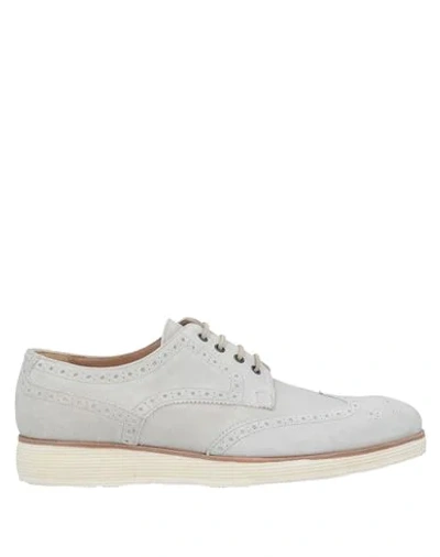 J.wilton Lace-up Shoes In Light Grey