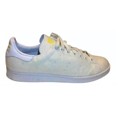 Pre-owned Adidas X Pharrell Williams Low Trainers In White