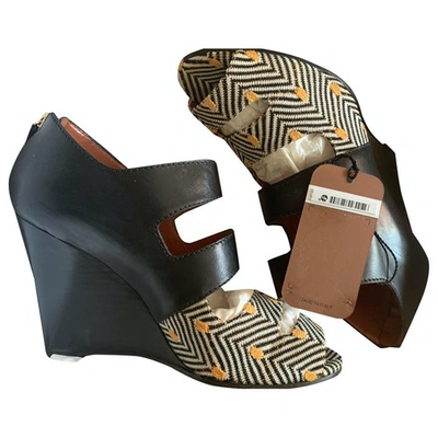 Pre-owned Missoni Leather Sandals In Black