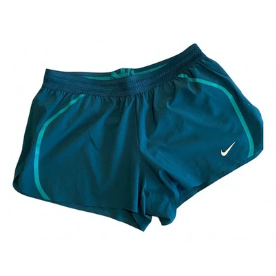 Pre-owned Nike Mini Short In Green