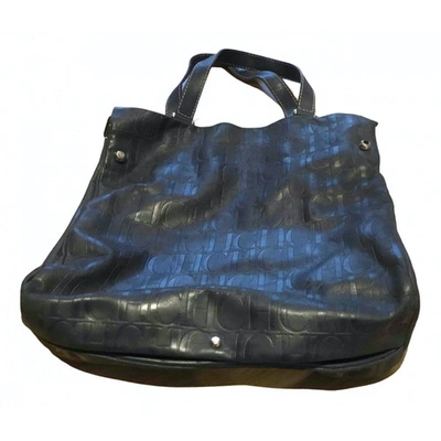 Pre-owned Carolina Herrera Leather Handbag In Blue