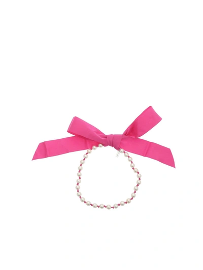 Moschino Pearls And Ribbon Necklace In Fuchsia