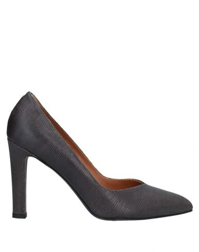 Tru Trussardi Pumps In Steel Grey