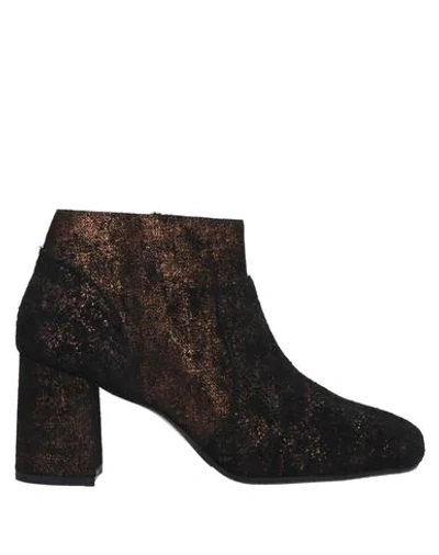 Antidoti Ankle Boots In Bronze