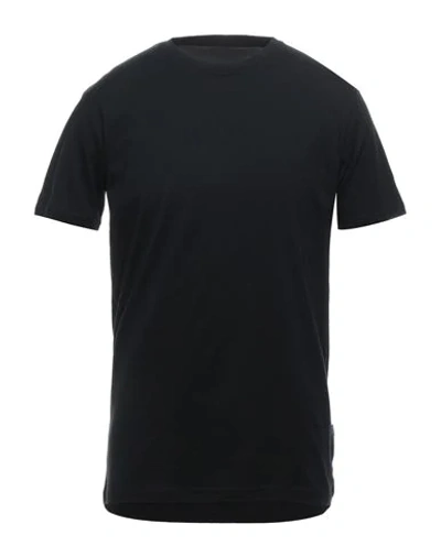 Solid ! T-shirts In Black