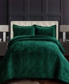 Tribeca Living Capri Medallion Velvet Oversized Solid 3 Piece Quilt Set, Queen In Green