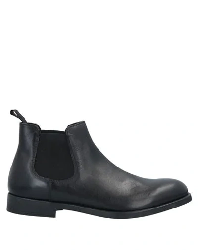 Fratelli Rossetti Ankle Boots In Black