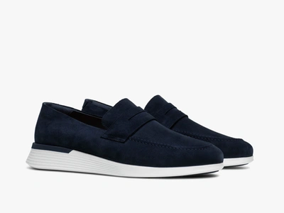 Wolf & Shepherd Crossover™ Loafer In Navy / White