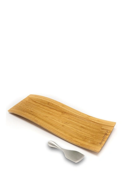 Berghoff Aaron Probyn Wavy 2-piece Chopping Board & Cheese Knife Set In Silver/brown