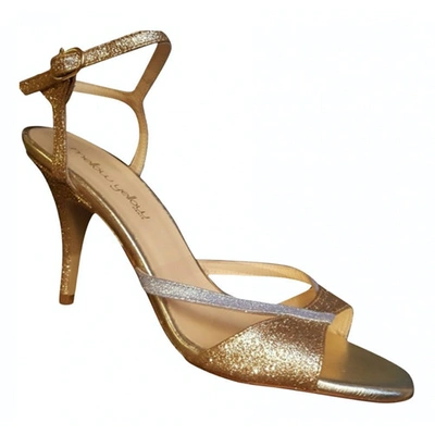 Pre-owned Mellow Yellow Gold Leather Sandals