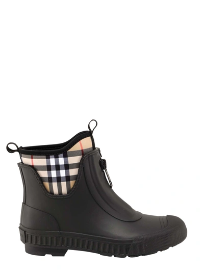 Burberry Ankle Boots In Black