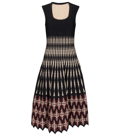 Alaïa Geometric Jacquard Scallop Midi Dress In Noir/grenat