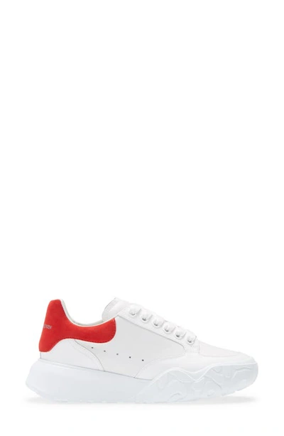 Alexander Mcqueen Court Trainer Sneaker In Red/white