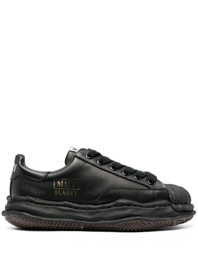 Miharayasuhiro Maison Mihara Yasuhiro Blakey Leather Low Top Sneakers In Black