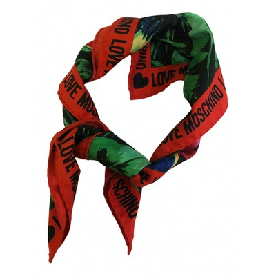 Pre-owned Moschino Love Silk Handkerchief In Red
