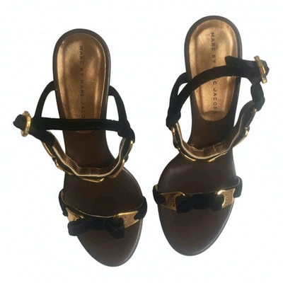 Pre-owned Marc By Marc Jacobs Velvet Sandals In Black