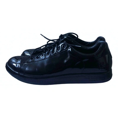 Pre-owned Paul Smith Patent Leather Low Trainers In Black