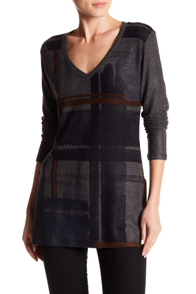 Go Couture Printed V-neck Sweater In Charcoal Drk Blocks