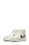 Nike Blazer Mid '77 Se Sneakers In Sail/particle Beige-white In Sail/ Particle Beige