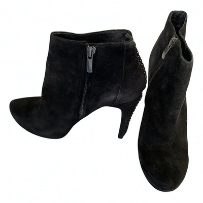 Pre-owned Vince Camuto Black Suede Ankle Boots
