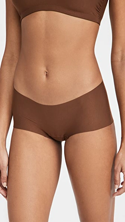 Commando Butter Stretch-micro Modal Briefs In Cinnamon