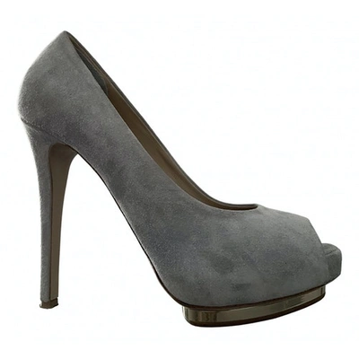 Pre-owned Le Silla Heels In Grey