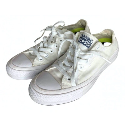 Pre-owned Converse Flats In White