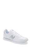 New Balance 720 Sneaker In White