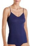 HANRO SEAMLESS V-NECK COTTON CAMISOLE,71601