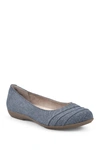 White Mountain Footwear White Mountain Clara Ballet Flat In Dkblue/fabric