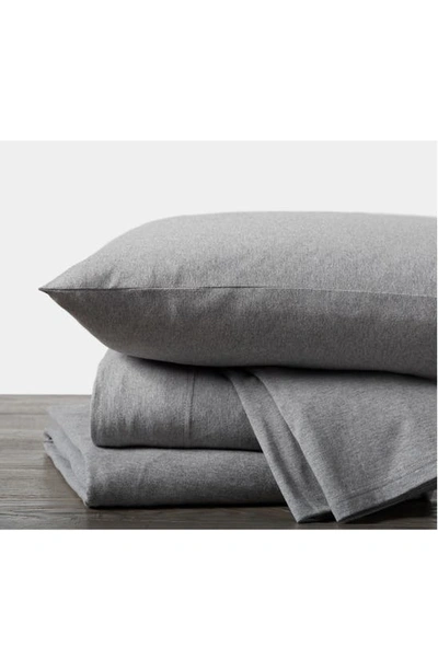 Coyuchi Organic Cotton Jersey Sheet Set In Gray Heather