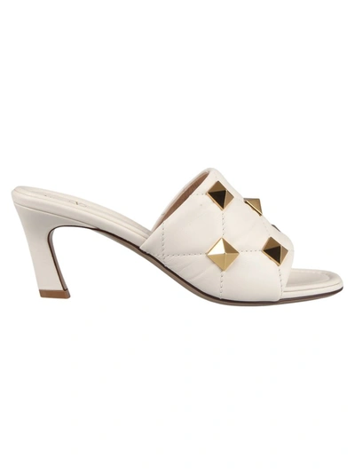 Valentino Garavani Roman Stud Quilted Napa Slide Sandals In Ivory