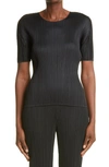 Issey Miyake Pleated Top In Black