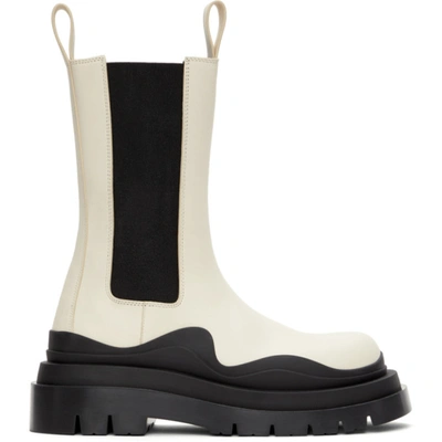 Bottega Veneta Tire Rubber-trimmed Leather Chelsea Boots In Sea Salt