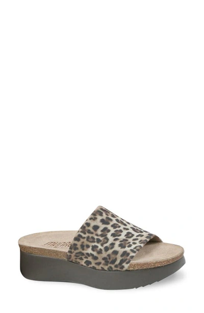 Munro Nalia Slide Sandal In Leopard Print Fabric