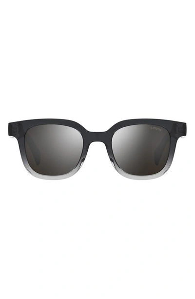 Levi's 47mm Mirrored Rectangular Sunglasses In Grey/ Silver