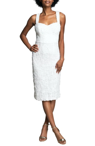 Dress The Population Nicole Sweetheart Neck Body-con Cocktail Dress In Ivory