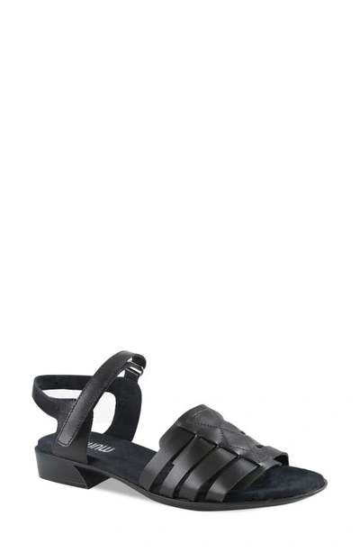 Munro Haven Sandal In Black Leather