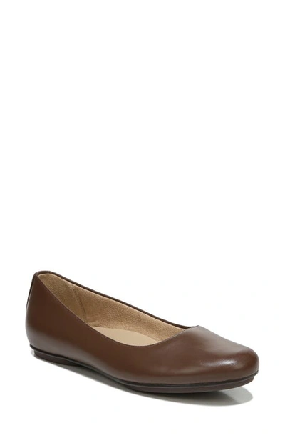 Naturalizer Maxwell Womens Leather Slip On Ballet Flats In Brown