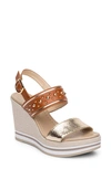 Nerogiardini Bicolor Leather Platform Wedge Sandals In Cognac/ Gold