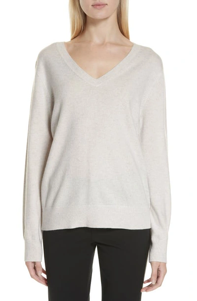 Vince Weekend V-neck Cashmere Sweater In Heather White