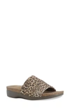 Munro Casita Slide Sandal In Leopard